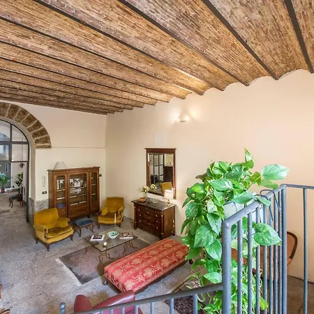 Hébergement de vacances Casa D'arte Ugdulena Con Piscina E Terrazza *