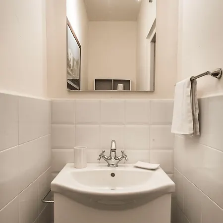 Feriehus Casa D'arte Ugdulena Con Piscina E Terrazza